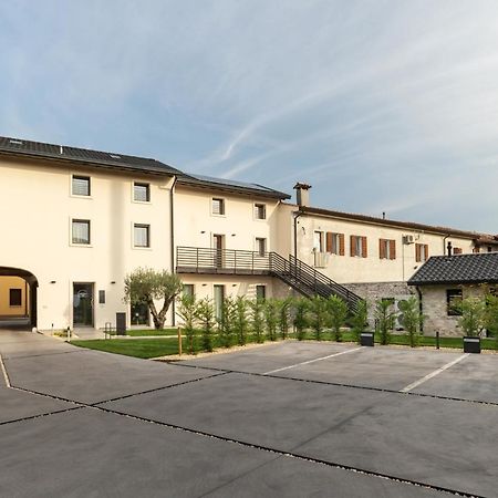 Portone180 Guest House Roveredo in Piano المظهر الخارجي الصورة