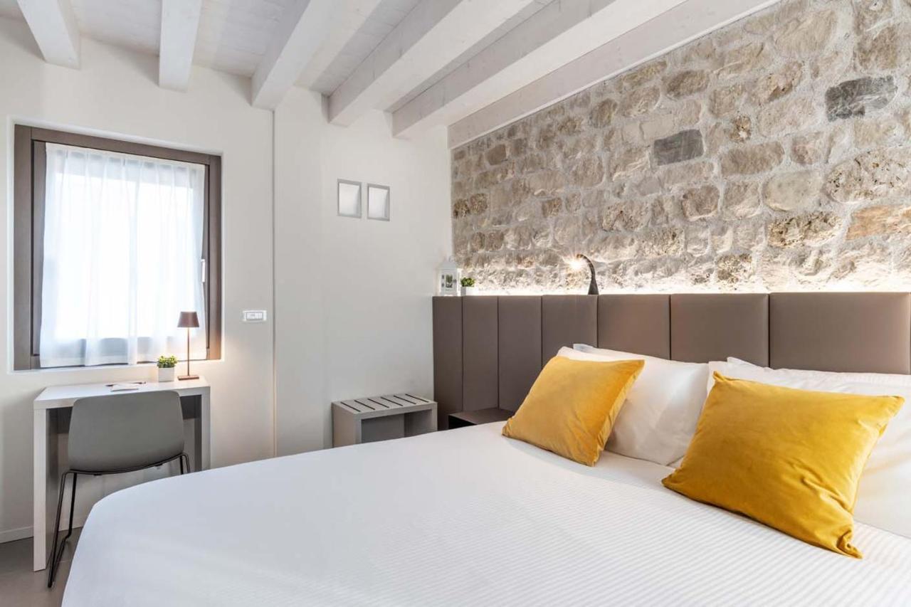 Portone180 Guest House Roveredo in Piano المظهر الخارجي الصورة